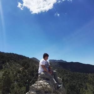 Meet your Posher, Stefan